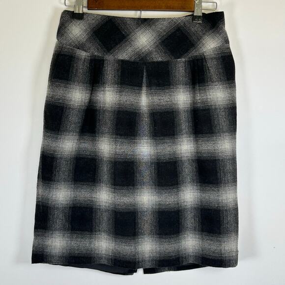 Ann Taylor LOFT Plaid Wool Blend Mini Pencil Skirt, Sz 8 - Picture 2 of 8